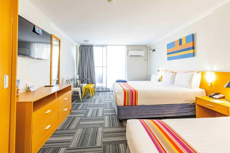 Hotel Paradise Resort Gold Coast