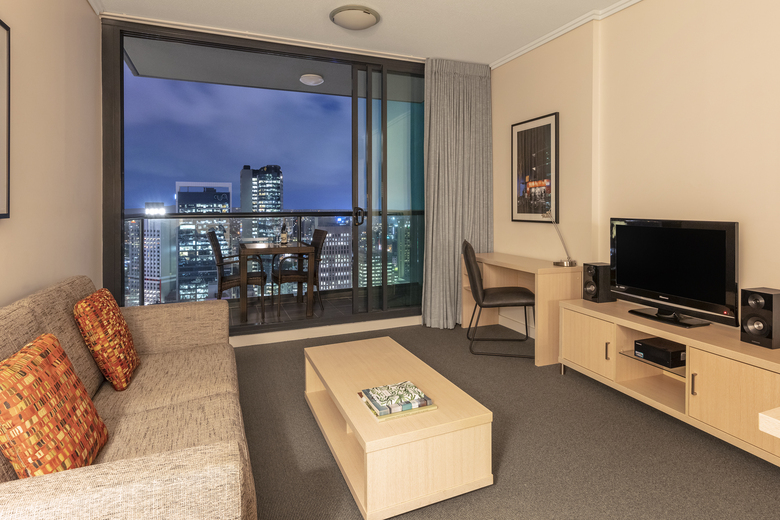 Hotel Oaks Charlotte Towers