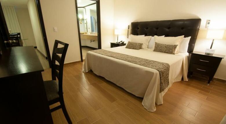 Country Hotel&suites