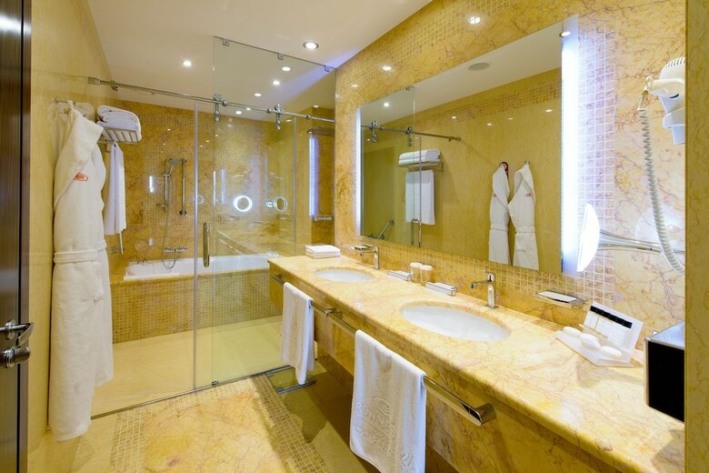 Hotel Crowne Plaza Moscow World Trade Centre