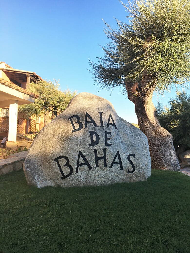 Apartamentos Villaggio Baia De Bahas � Suites