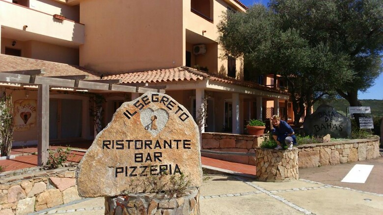 Apartamentos Villaggio Baia De Bahas � Suites
