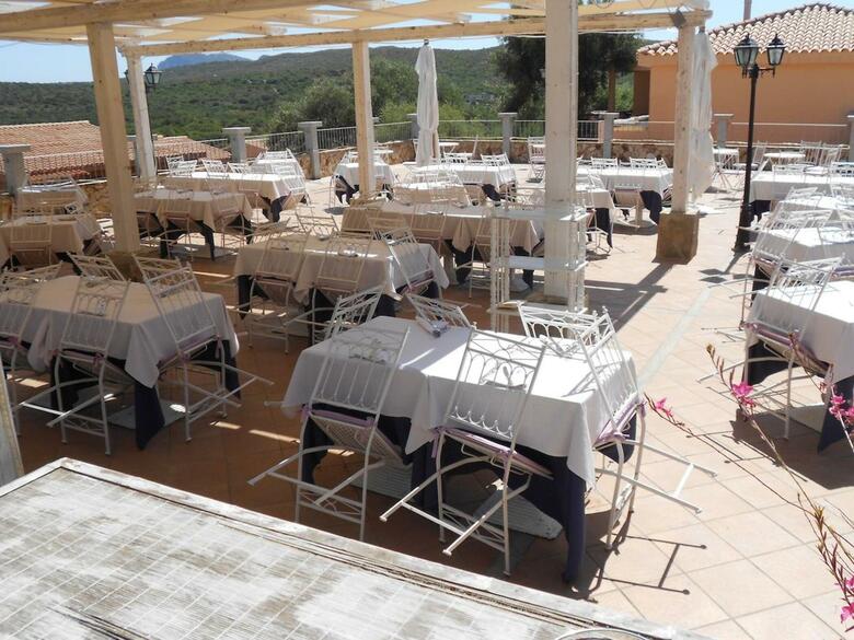 Apartamentos Villaggio Baia De Bahas � Suites
