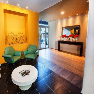 Hotel City Express Plus Cabo San Lucas