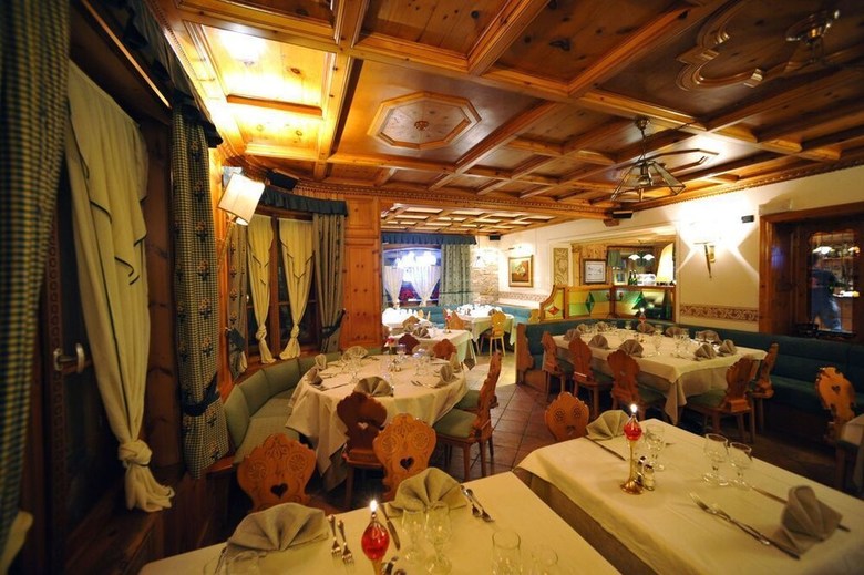 Hotel Alpina