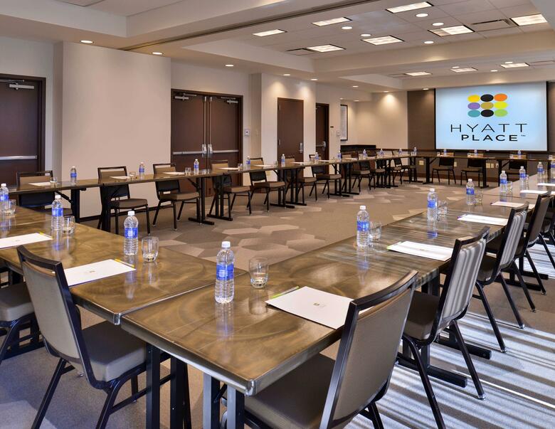 Hotel Hyatt Place Garden City