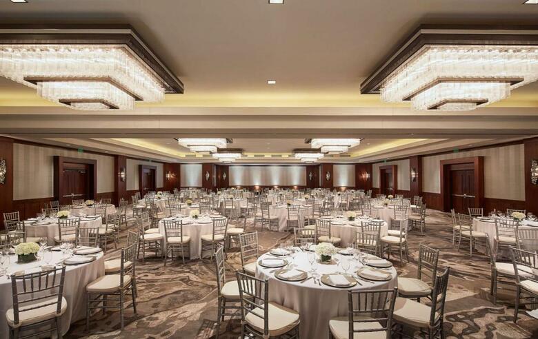 Hotel The Highland Dallas, Curio Collection By Hilton