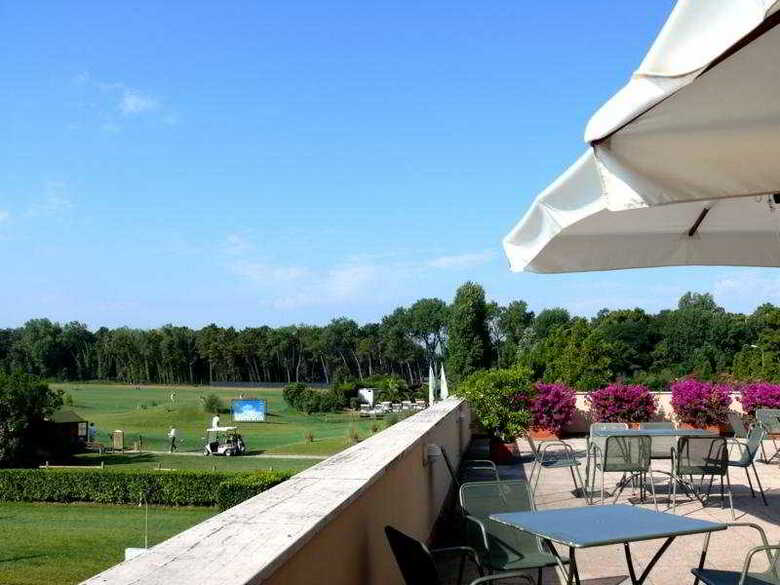 Aparthotel Cosmopolitan Golf Residence