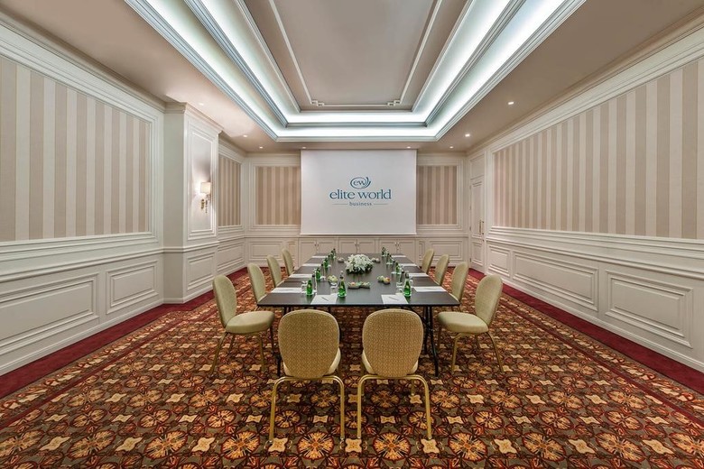 Elite World Business Hotel