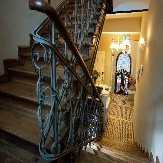 Aparthotel Leone