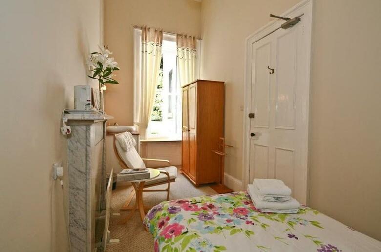 Hotel Halcyon House