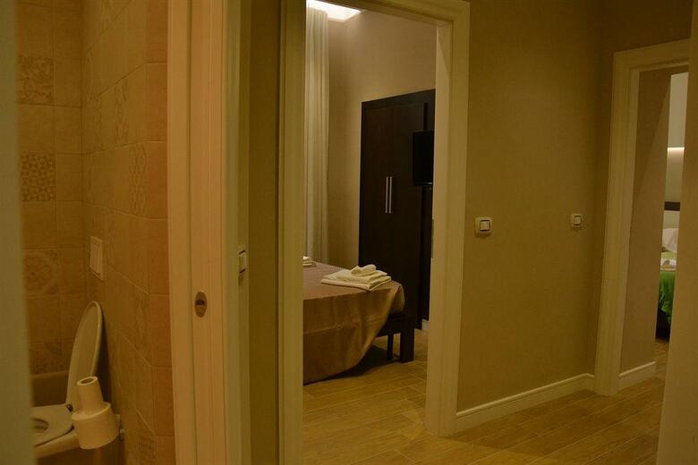 Hotel Thewesley Rome