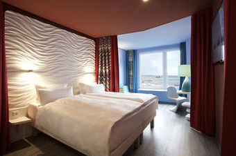 Zowar International Hotel