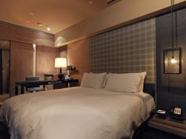 Hotel Quote (t Room)