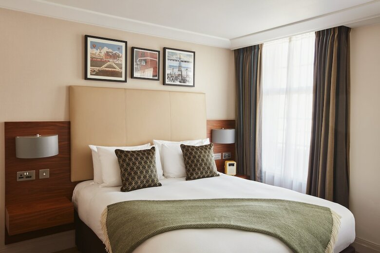 Amba Hotel Charing Cross