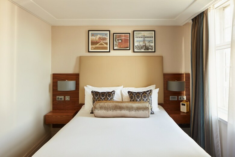 Amba Hotel Charing Cross