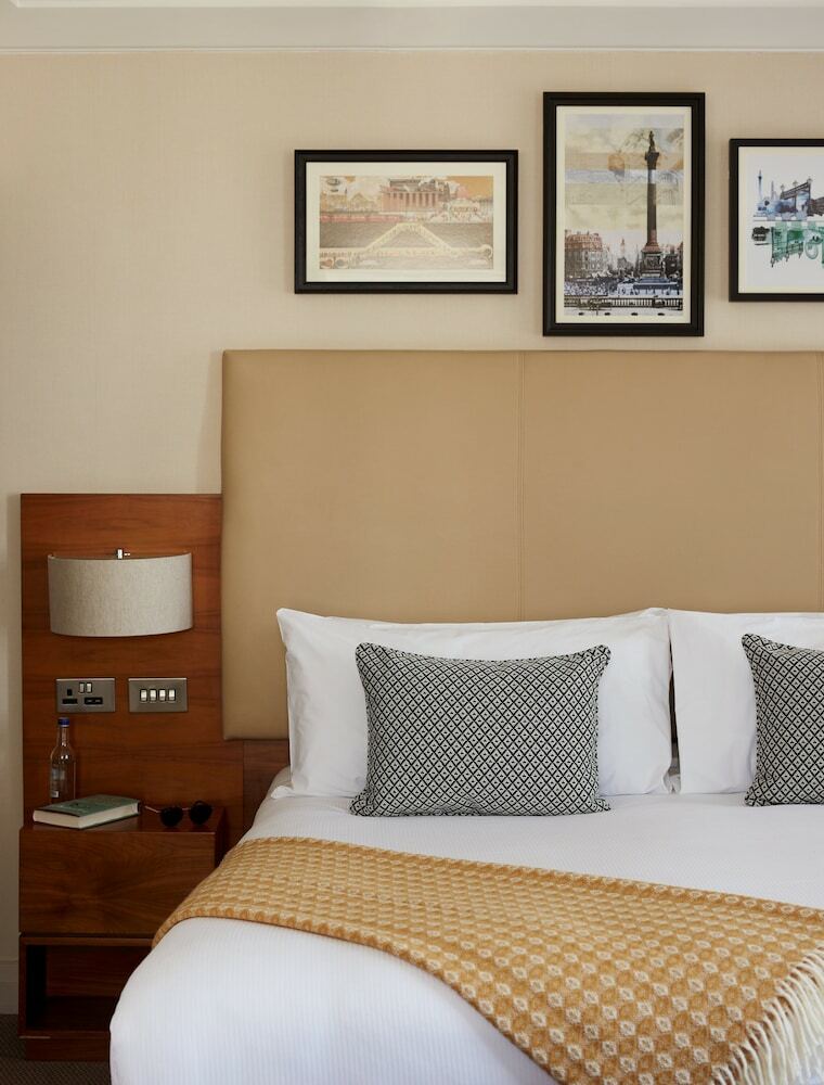 Amba Hotel Charing Cross