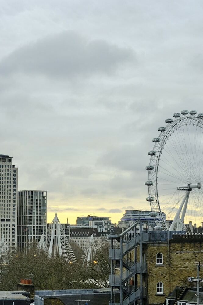 Amba Hotel Charing Cross