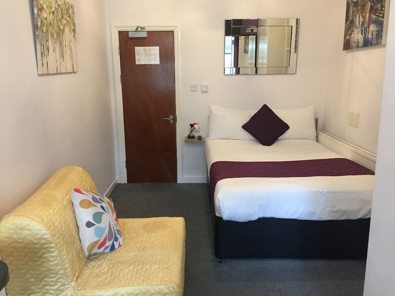 United Lodge Hotel & Apartments