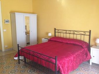 Bed & Breakfast La Breccia A Porta Pia