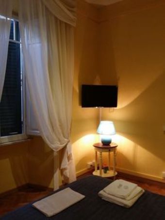 Bed & Breakfast La Breccia A Porta Pia