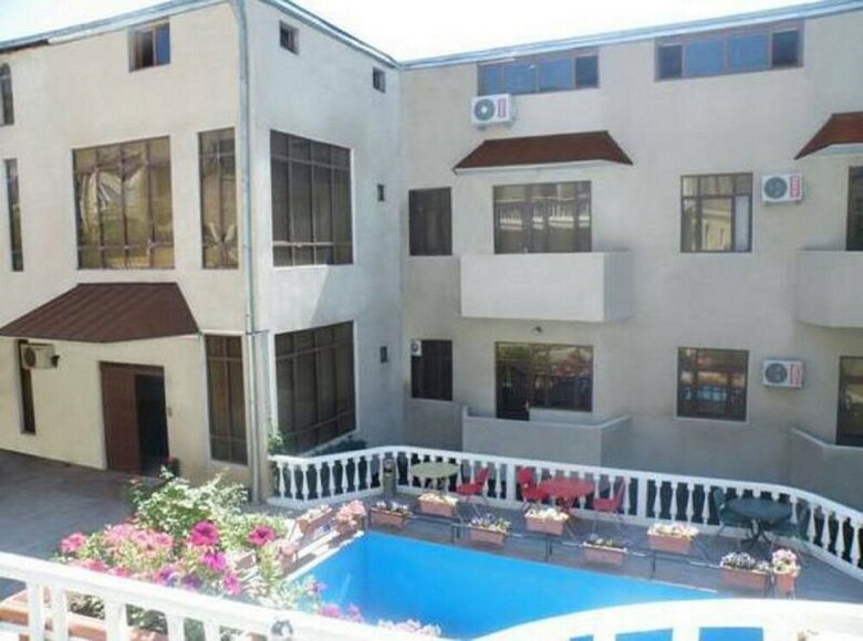Hotel Capital