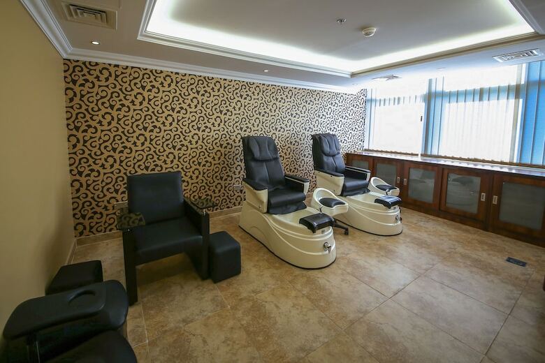 Ivory Grand Hotel Apartments