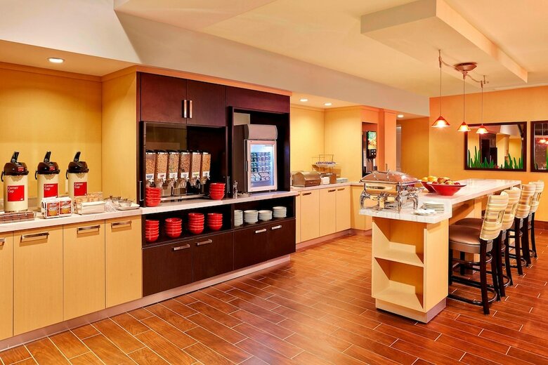 Hotel Towneplace Suites By Marriott London