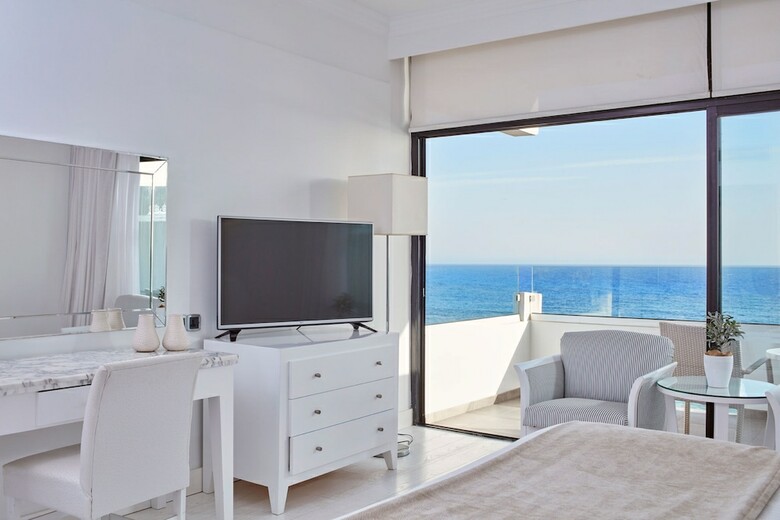 Hotel Grecian Bay