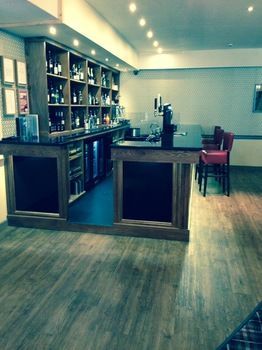 King Robert Hotel