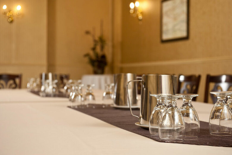 Clarendon Hotel