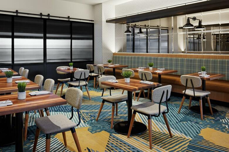 Hotel Delta Calgary Airport