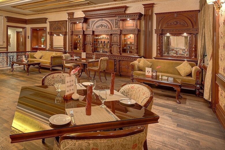 Royal Ascot Hotel
