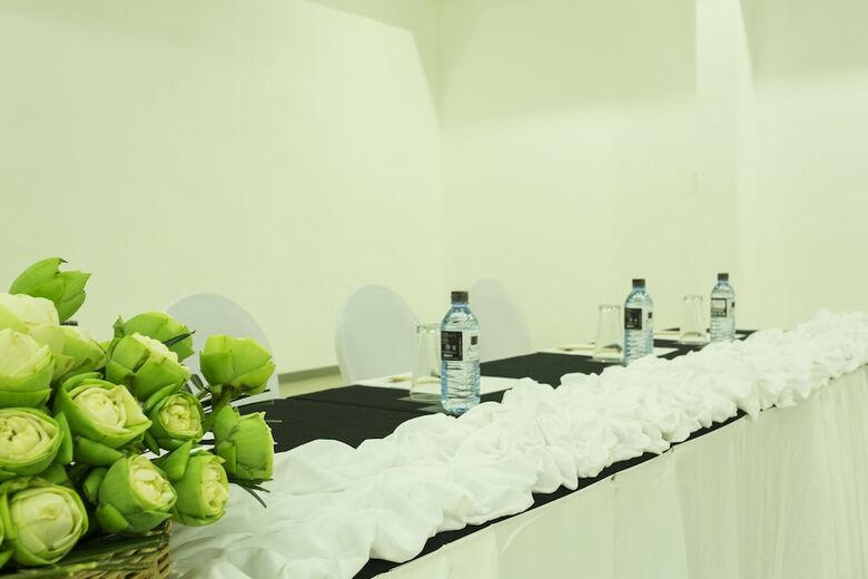Hotel Aliya Resort & Spa