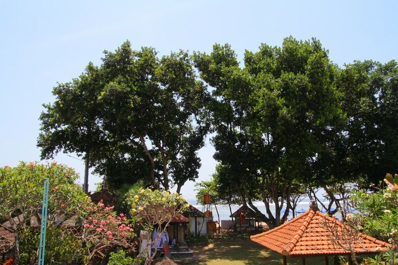 Hotel Inna Sindhu Beach