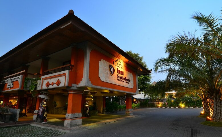Hotel Inna Sindhu Beach