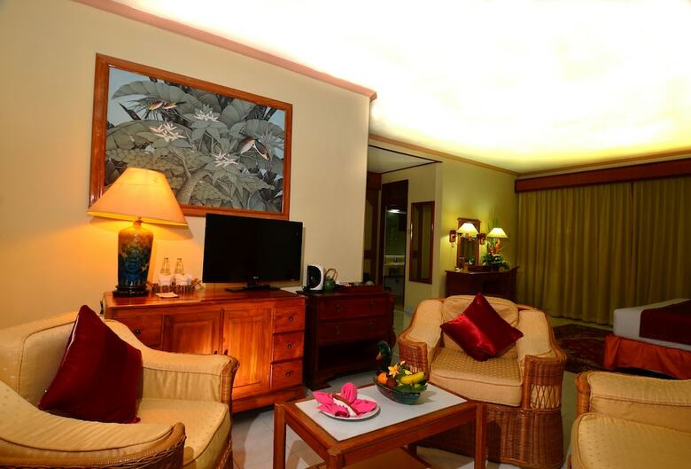 Hotel Inna Sindhu Beach