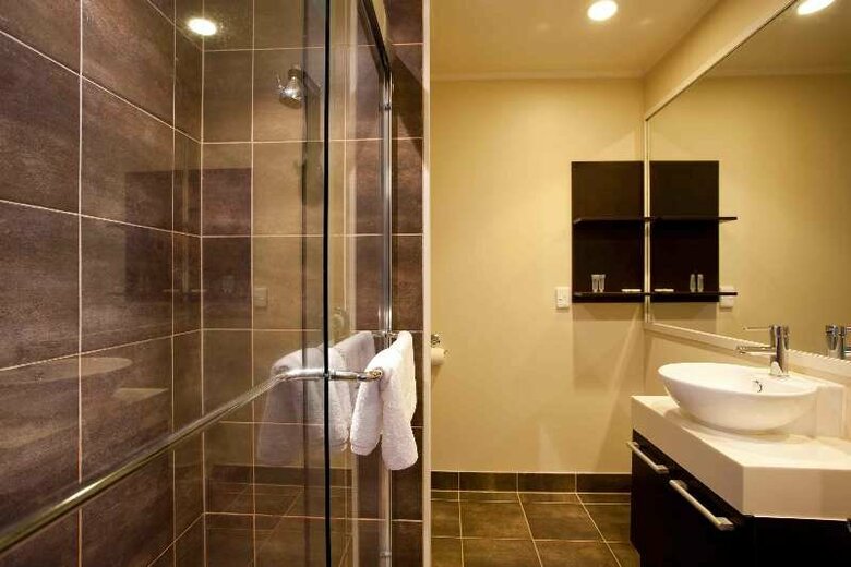 Auckland Airport Kiwi Hotel