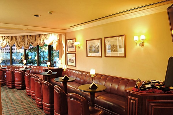 Hotel Paulista Wall Street Suites