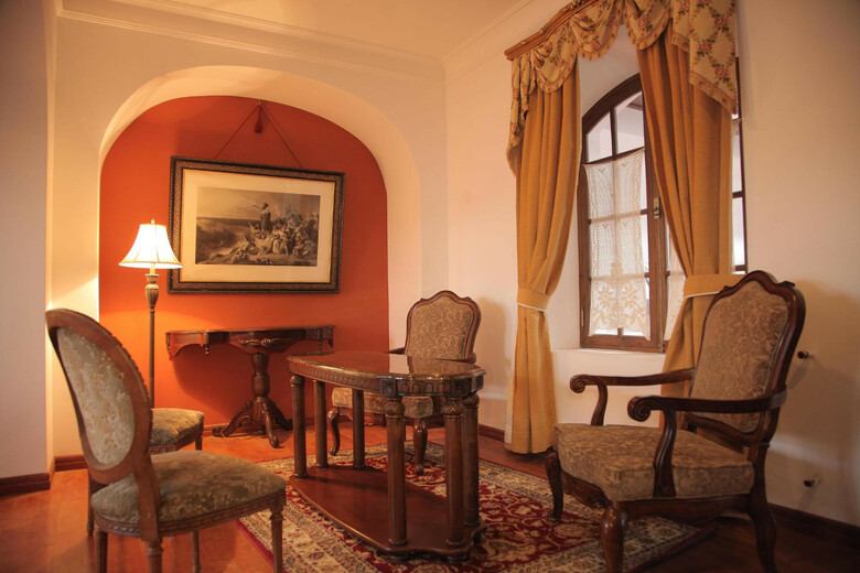 Hotel Parador Santa Maria La Real
