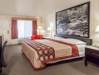 Hotel Super 8 Anaheim Disneyland Drive