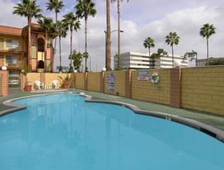 Hotel Super 8 Anaheim Disneyland Drive