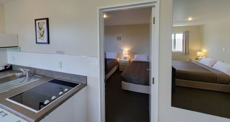 Westport Spa Motel