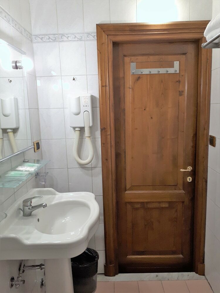 Hotel Sweet Home