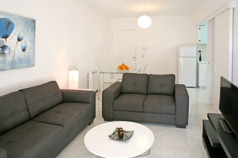 Corina Apartments
