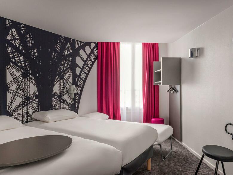 Hotel Paris Eiffel Cambronne