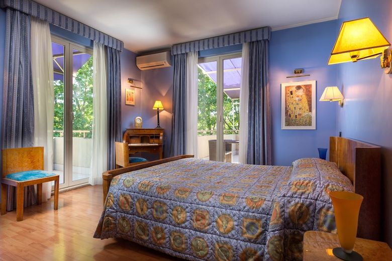 Hotel Fenix