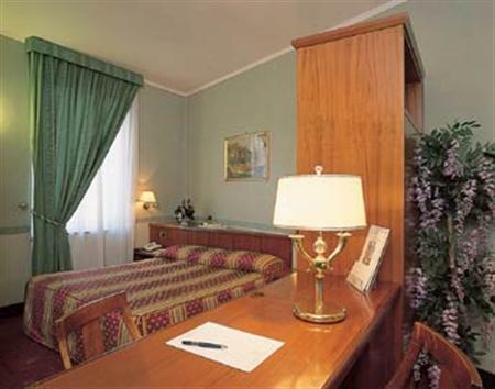 Al Manthia Hotel