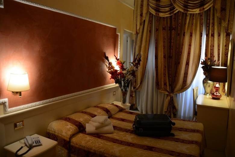 Hotel Erdarelli