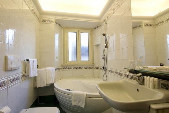 Hotel Homs